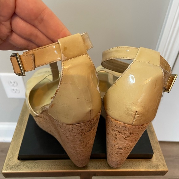 Jimmy Choo Beige Patent Leather Pela Cork Wedge T-Strap Sandals - Picture 10 of 15